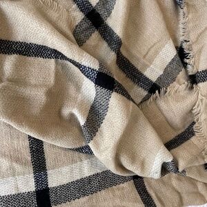 Oversized blanket scarf